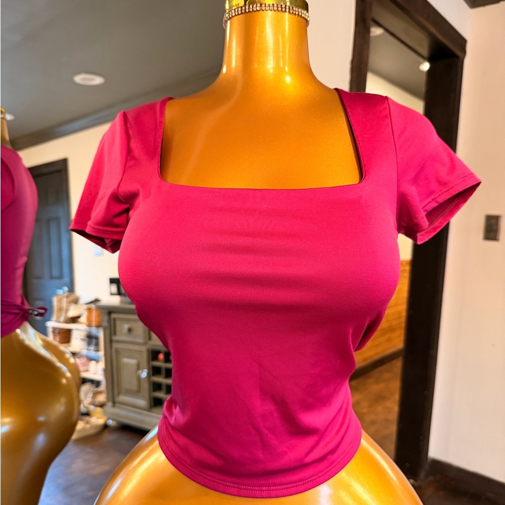 Square Neck Fitted Crop Top in Fuchsia